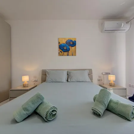 Fully Equipped One Bedroom In St Julians 아파트