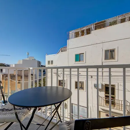 Апартаменты Fully Equipped One Bedroom In St Julians *