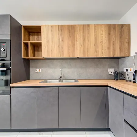 Fully Equipped One Bedroom In St Julians Сент Джулианс