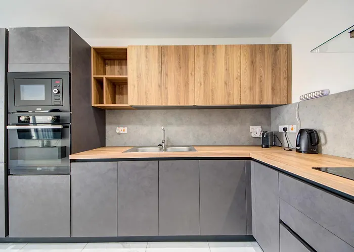 Fully Equipped One Bedroom In St Julians San Ġiljan