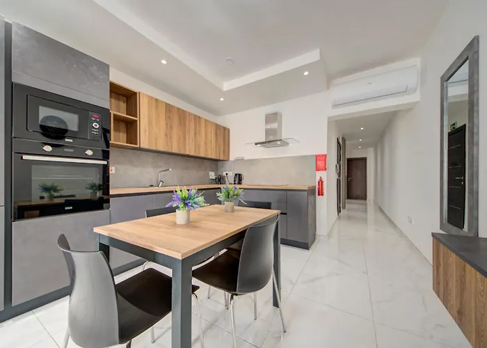 Fully Equipped One Bedroom In St Julians San Ġiljan